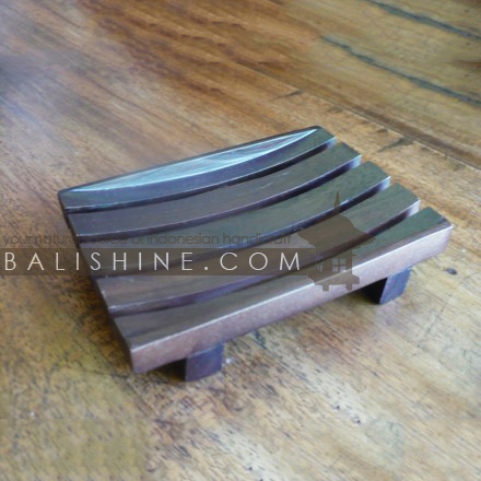 Balishine: Your natural source of indonesian handicraft presents in its Home Decor collection the Soap Holder:11DIA26282:This soap holder is produced in Bali made from sonokeling wood.   Same as picture
