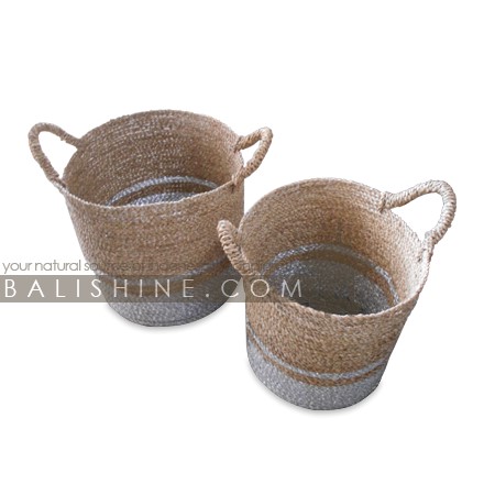 Balishine: Your natural source of indonesian handicraft presents in its Home Decor collection the Set of 2 Mendong Grass Baskets:12DEK368715:This set of 2 baskets is made in Bali from mendong grass.  