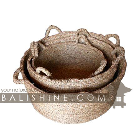 Balishine: Your natural source of indonesian handicraft presents in its Home Decor collection the Mendong Grass Basket:12MER367599:This basket is made with natural mendong grass.  