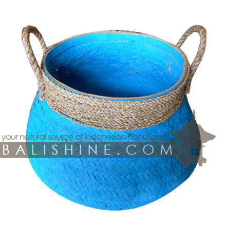 Balishine: Your natural source of indonesian handicraft presents in its Home Decor collection the Mendong Grass Basket:12MER367607:This basket is made with natural bamboo and seagrass.  