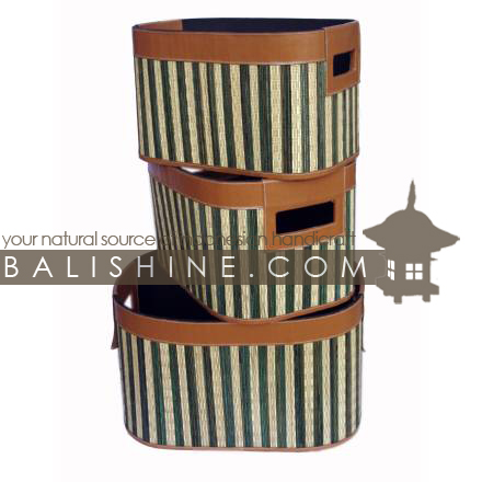 Balishine: Your natural source of indonesian handicraft presents in its Home Decor collection the Basket Set Of 3:12JAS362809:This set of 3 ovals baskets is produced in Indonesia made from coconut leaf and vinyl.  green and chocolate color