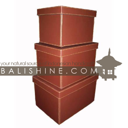 Balishine: Your natural source of indonesian handicraft presents in its Home Decor collection the Rectangular Box Set Of 3:12JAS42782:This set of 3 rectangulars baskets is produced in Indonesia made from vinyl.  Chocolate color