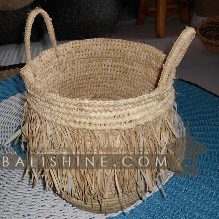 Balishine: Your natural source of indonesian handicraft presents in its Home Decor collection the Rafia Basket:12MAR367587:This basket is made from natural palm rafia.  Available in natural, or other color.