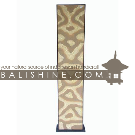 Balishine: Your natural source of indonesian handicraft presents in its Home Decor collection the Painting Lamp:13ENJ154848:This painting lamp is produced in Bali, made from mdf wood and acrylic colors from germany.  For electric fitting please contact us