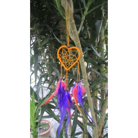 Balishine: Your natural source of indonesian handicraft presents in its Home Decor collection the Dream Catcher:17APA466537:This dream catcher is a handicraft of Bali made from string and feather.  Same as picture
