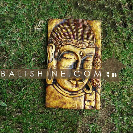 Balishine: Your natural source of indonesian handicraft presents in its Home Decor collection the Frame:17MUL503567:This frame is a handicraft of Bali made from albesia wood.  Same as picture