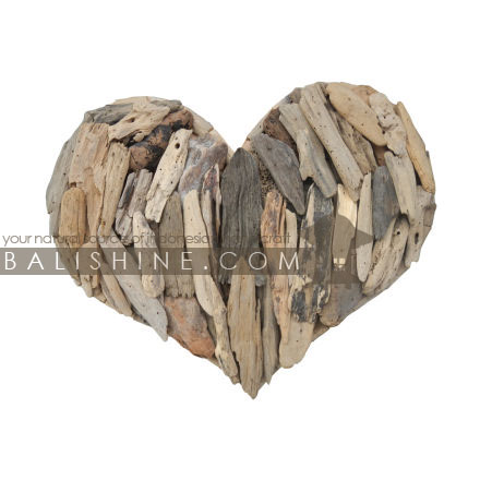 Balishine: Your natural source of indonesian handicraft presents in its Home Decor collection the HeArt Sign:17FOR506782:This wall frame is a handicraft of Bali made from recycled drift wood.  
