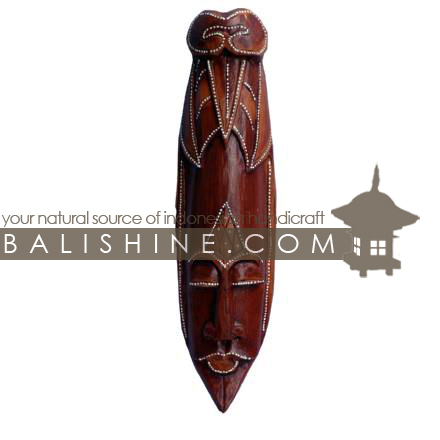 Balishine: Your natural source of indonesian handicraft presents in its Home Decor collection the Mask Mix:17MUL472576:This mask is a handicraft of Bali made from albesia wood.  