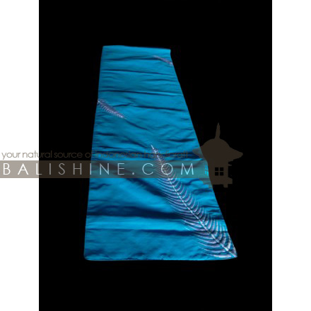 Balishine: Your natural source of indonesian handicraft presents in its Tableware collection the Table Runner:628VIN6405:This table runner made in Bali from jepara textile with embrodery.   Colors available are blue, yellow, pink, green, purpple, black, orange, white or red.
