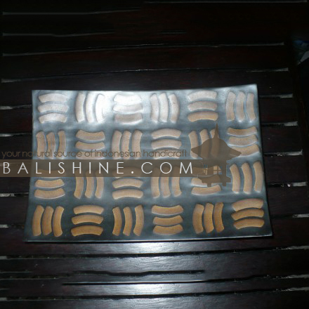 Balishine: Your natural source of indonesian handicraft presents in its Tableware collection the Platter:634CAW6188:This plate is produced in Bali made from bamboo and acacia wood.  Same as picture