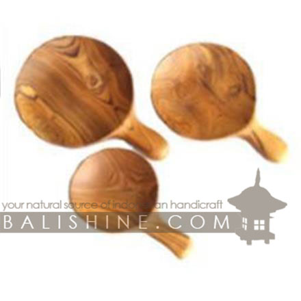 Balishine: Your natural source of indonesian handicraft presents in its Tableware collection the Platter:634WAS7167:This platter is produced in Bali made from natural old teak wood with coconut oil finishing.  